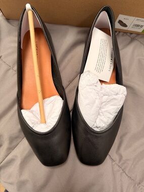 Lucky Brand Black Leather Square-Toe Slip-On Flats